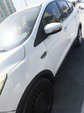 Jubail, Vehicles, Cars & Trucks , SAR 25000,  Ford Escape,  2015,  Automatic,  250000 KM,   SUV , Engine 2.5L