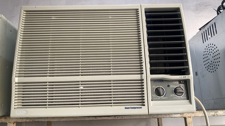 Jeddah, Air Conditioners, SAR 600,  For Sell Used Window Air Conditioners With Ready Installation Delivery And Warranty