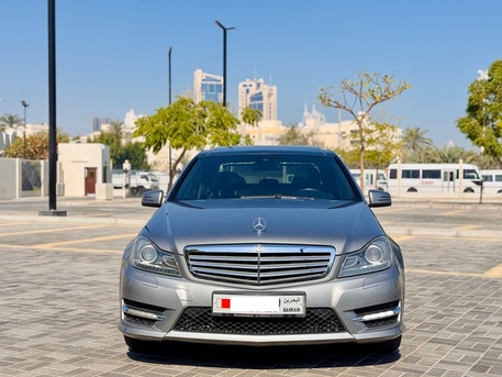 Riffa, Vehicles, Cars & Trucks , BHD 3900,  MERCEDES BENZ,  2012,  Automatic,  94000 KM,  Full Option