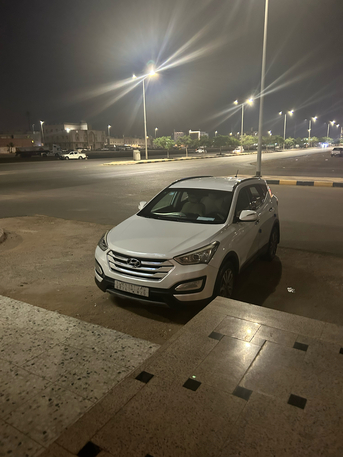 Yanbu, Vehicles, Cars & Trucks , SAR 35000,  Hyundai Santa Fe,  2014,  Automatic,  304000 KM,  Santa Fe