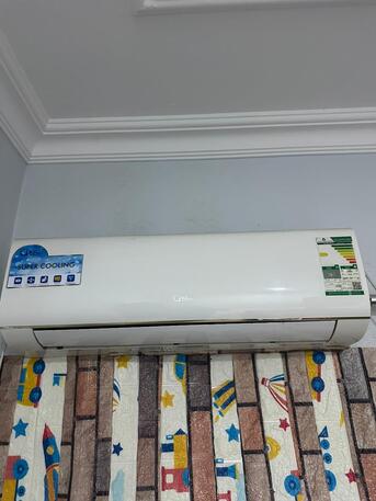 Al Rakah Al Janubiyah, Air Conditioners, SAR 700,  2 WINDOW AC ( PURCHASE BILL AVAILABLE ) + 1 SPLIT AC