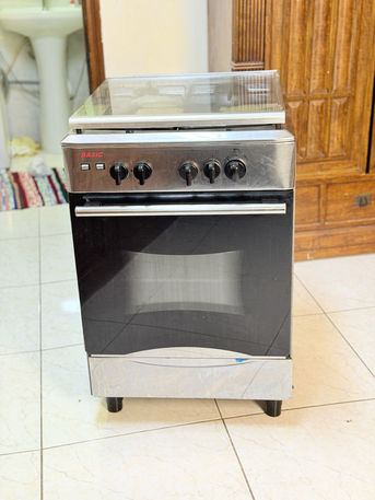 Jubail, Household Items, SAR 500,  Gas Cooking Range With Oven And Grill.