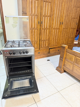 Jubail, Household Items, SAR 500,  Gas Cooking Range With Oven And Grill.