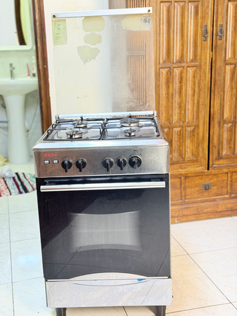 Jubail, Household Items, SAR 500,  Gas Cooking Range With Oven And Grill.