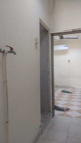 Manama, Apartments/Houses, BHD 120/year,  1 BR,  Including Ewa  شامل الكهرباء