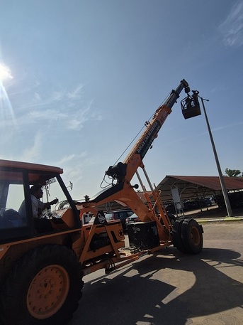 Kerala, Labor/Moving, Crane And Recovery Service Kollam Anchal Oachira Chathannoor Nilamel Mukhathala