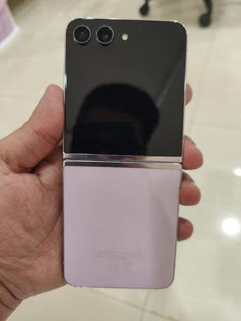 Tuwaiq, Mobile Phones, SAR 1500,  Samsung Galaxy Z Flip5 (Box Opened)