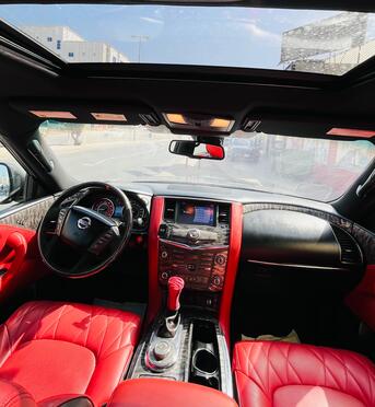 Hamad Town, Vehicles, Cars & Trucks , BHD 9300,  Nissan Patrol,  2017,  Automatic,  121000 KM,   NISMO V8  MODEL WITH SINGLE OWNER & ZERO ACCIDENT CAR