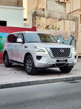 Riffa, Vehicles, Cars & Trucks , BHD 14800,  Nissan Patrol,  2020,  Automatic,  134000 KM,   V6  MODEL WITH PERFECTLY MAINTAINED 4x4 CAR