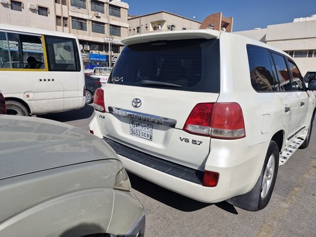 Dammam, Vehicles, Cars & Trucks , SAR 59000,  2011,  2011,  Automatic,  250 KM,  Toyota Landcruiser V8 VX-R