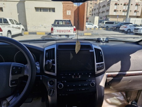 Dammam, Vehicles, Cars & Trucks , SAR 59000,  2011,  2011,  Automatic,  250 KM,  Toyota Landcruiser V8 VX-R