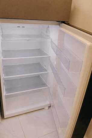 Riyadh, Electronics, SAR 2000,  Fridge