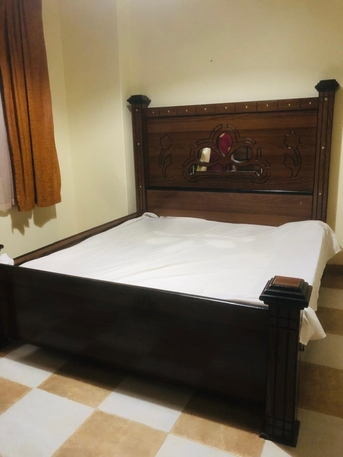 Riyadh, Furniture, SAR 750,  Bed Set With Almirah