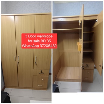 Manama, Furniture, BHD 35,  ✅️ 3 Door Wardrobe For Sale In Good Condition With Delivery
