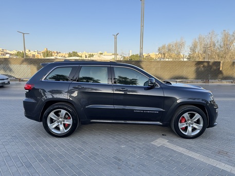 Riyadh, Vehicles, Cars & Trucks , SAR 71500,  Jeep Grand Cherokee SRT,  2014,  Automatic,  206000 KM,