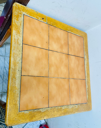 Riyadh, Furniture, SAR 75,  Tile Table For Throw Away Price (free Items Too)