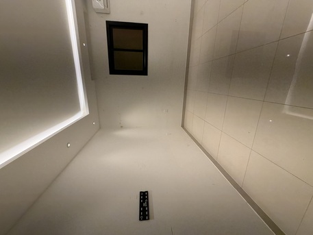 Riyadh, Apartments/Houses, SAR 43000/month,  Studio,  100 Sq. Meter,  Spacious Apartment For Rent In A Nice Clean Building