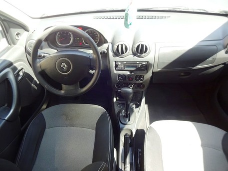 Zinj, Vehicles, Cars & Trucks , BHD 1600,  Renault Duster,  2015,  Automatic,  188000 KM,   LOW BUDGET SUV URGENT FOR SALE