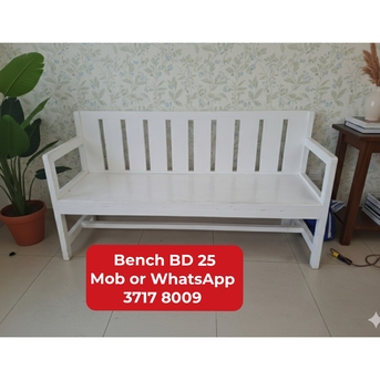 Manama, Furniture, BHD 25,  🌍🌐Bench In Good Condition For Sale With Delivery
