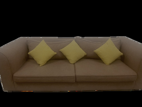 Manama, Furniture, BHD 80,  5-Seater Sofa For Sale &ndash; Excellent Condition