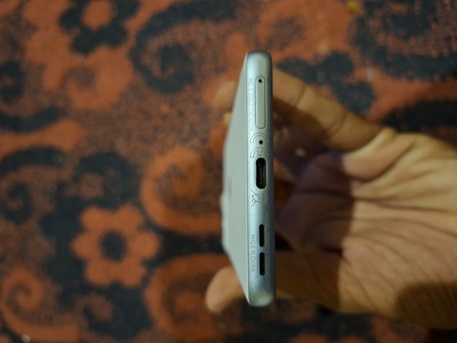 Azizia, Mobile Phones, SAR 800,  Motorola Edge 50 Fusion 8G RAM 5G 256GB Like New. NOT A Single Scratch