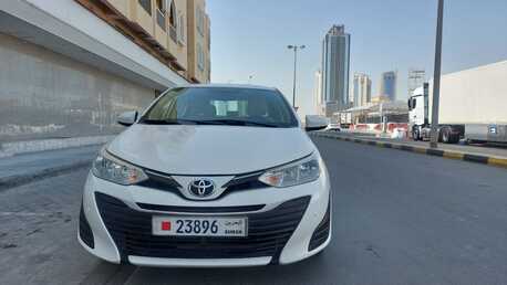 Manama, Vehicles, Cars & Trucks , BHD 3300,  Toyota Yaris 1.5 E Full Automattic Very Good Condation,  2019,  Automatic,  180000 KM,