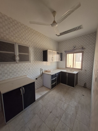 East Riffa, Apartments/Houses, Newly Renovated | Lift And Parking Available | East Riffa