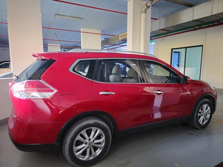 Manama, Vehicles, Cars & Trucks , BHD 3100,  Nissan X-Trail,  2015,  Automatic,  180000 KM,    For Sale