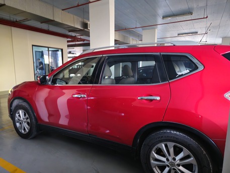 Manama, Vehicles, Cars & Trucks , BHD 3100,  Nissan X-Trail,  2015,  Automatic,  180000 KM,    For Sale