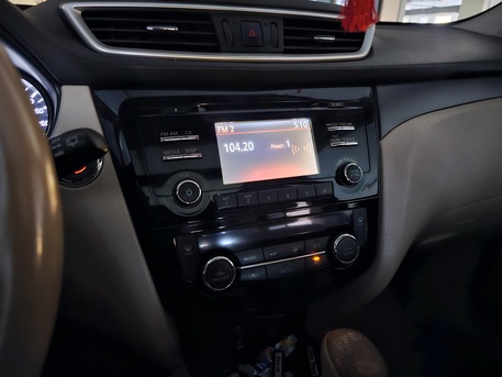 Manama, Vehicles, Cars & Trucks , BHD 3100,  Nissan X-Trail,  2015,  Automatic,  180000 KM,    For Sale
