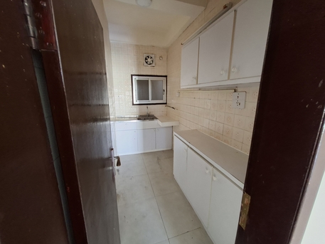 Manama, Apartments/Houses, BHD 175/month,  1 BR,  Spacious 1BHK | Family-only | Lift Semi-Furniture