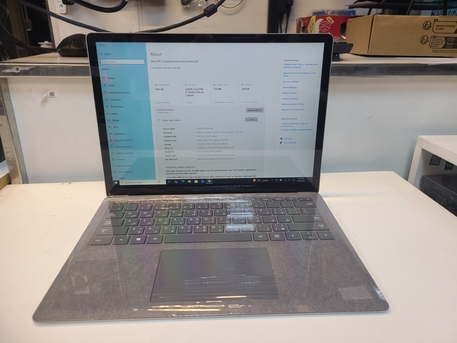 Al Olaya, Computers, SAR 1350,  Microsoft Model 1686 | Core I5 10th Gen | 8GB RAM | 256GB SSD | Touch | 13.5&rdquo;