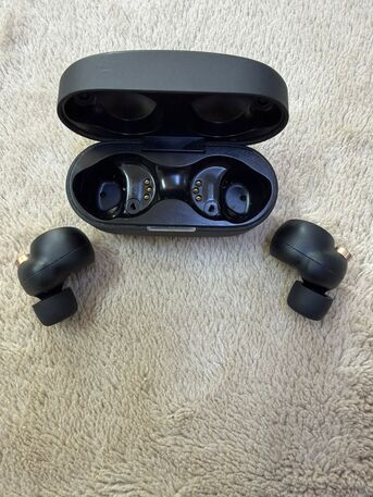 Riyadh, Mobile Phones, SAR 300,  Sony WF-1000XM4 Earbuds In Good Condition With Cover