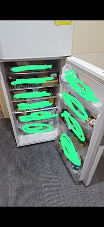 Azizia, Appliances, SAR 550,  HITACHI  Fridge For Sale 8.8 CU.F