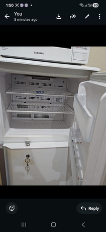 Azizia, Appliances, SAR 550,  HITACHI  Fridge For Sale 8.8 CU.F