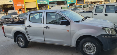 Khobar, Vehicles, Cars & Trucks , SAR 29000,  Isuzu D-MAX,  2013,  Manual,  311164 KM,    For Sale