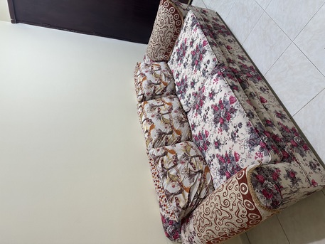 Jubail, Household Items, SAR 500,  7 Seater SOFA FOR SELL ( Neat And Comfortable)