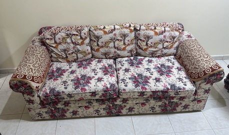 Jubail, Household Items, SAR 500,  7 Seater SOFA FOR SELL ( Neat And Comfortable)