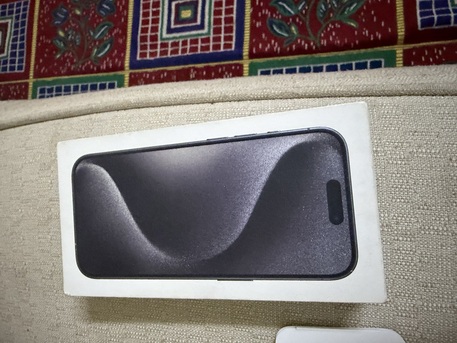 Al Malaz, Mobile Phones, SAR 2350,  IPHONE 15 Pro 128gb Black Titanium