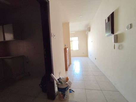 Manama, Apartments/Houses, BHD 170/month,  2 BR,  Manama:- Behind AMH Hospital.2Bhk Flat On Rent With Acs.Bd 170/- Without EWA.