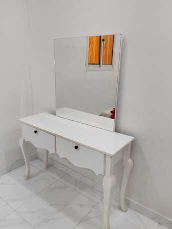 Nairyah, Furniture, Complete Home Furnishing