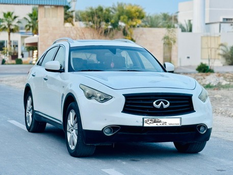 Manama, Vehicles, Cars & Trucks , BHD 2400,  Infiniti FX,  2012,  319000 KM,  Full Option - Sunroof