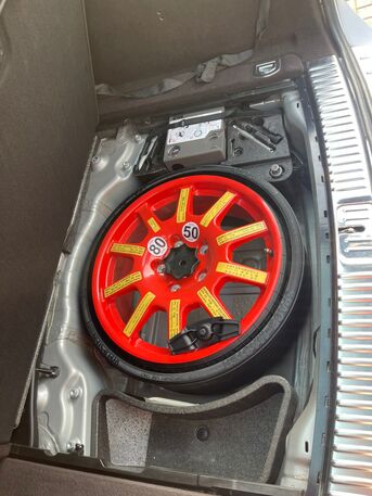 Juffair, Vehicles, Cars & Trucks , BHD 4200,  Volkswagen Touareg,  2015,  Automatic,  200000 KM,    V6 Full Option