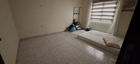 Adliya, Apartments/Houses, BHD 200/month,  2 BR,  2 Bedroom Flat For Rent Without Ewa