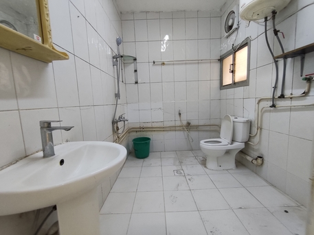 Manama, Apartments/Houses, BHD 180/year,  1 BR,  Um Al Hassam:- 1Bhk Unfurnished Flat On Rent With Ewa..