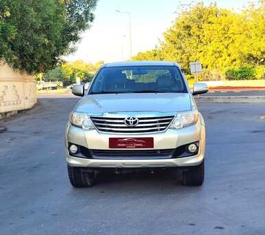 Manama, Vehicles, Cars & Trucks , BHD 1,  Toyota Fortuner,  2014,  Automatic,  159000 KM,  SR5 WELL MAINTAINED