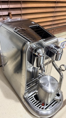 Riyadh, Appliances, SAR 1800,  Nespresso Creatista Pro