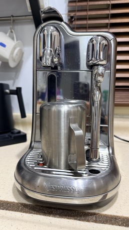 Riyadh, Appliances, SAR 1800,  Nespresso Creatista Pro