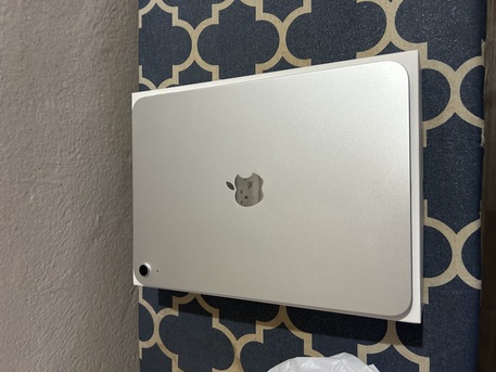 Jeddah, Tablet Computers, SAR 1400,  Ipad 11 Gen For Sale New One