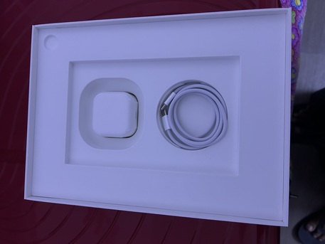 Jeddah, Tablet Computers, SAR 1300,  Ipad A16 (11 Generation)128 Gb Silver New One